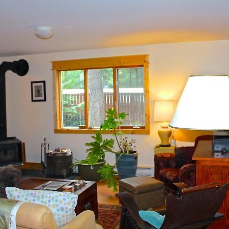 לינה וארוחת בוקר The Perch On Gabriola מראה חיצוני תמונה