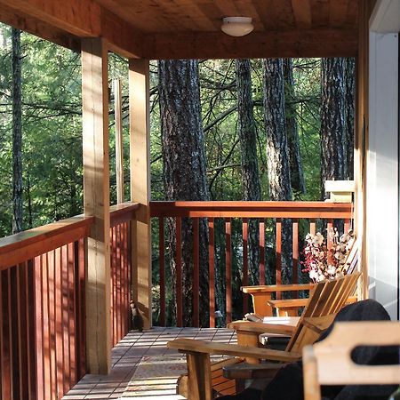 לינה וארוחת בוקר The Perch On Gabriola מראה חיצוני תמונה